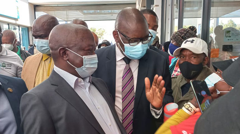 Mabuza embarks on vaccines rollout programme in the West Rand