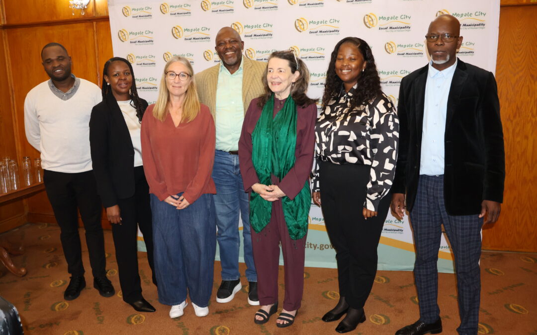 SWEDISH DELEGATION PUTS YOUTH POWER AND DEMOCRACY UNDER THE MICROSCOPE